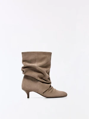 Bershka Skórzane Botki Na Obcasie Kobieta Szarobrązowy