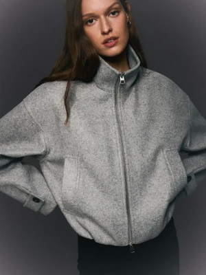 Bershka Soft Touch Kurtka Z Zamkiem Błyskawicznym Kobieta Szary