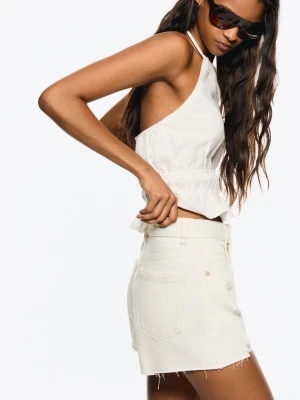 Bershka Spodenki Jeansowe Z Przetarciami Kobieta Biały