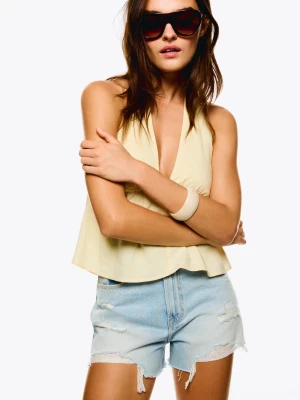 Bershka Spodenki Jeansowe Z Przetarciami Kobieta Wyblakły Niebieski