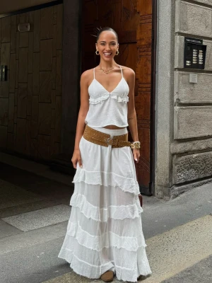 Bershka Spódnica Maxi Z Falbanami Kobieta Kremowy