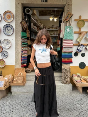 Bershka Spódnica Midi W Rustykalnym Stylu Kobieta Czarny