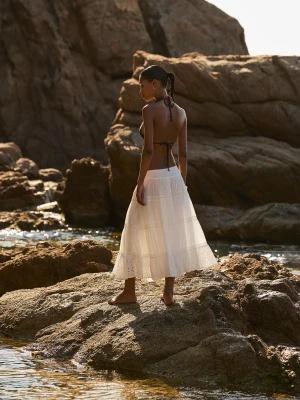 Bershka Spódnica Midi Z Koronki O Szerokim Kroju Kobieta Kremowy