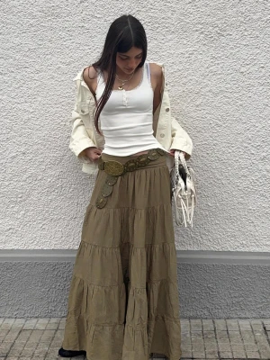 Bershka Spódnica Midi Z Podwiniętym Pasem Kobieta Khaki