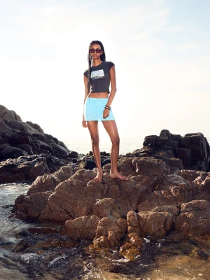 Bershka Spódnica Mini Z Haftem Kobieta Jasnoniebieski