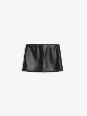 Bershka Spódnica Mini Ze Sztucznej Skóry Kobieta Czarny