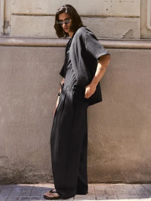 Bershka Spodnie Baggy Rustykalne Mężczyzna Czarny