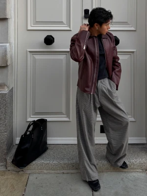 Bershka Spodnie Baggy W Kratę Mężczyzna Mieszanka Szarości
