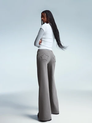 Bershka Spodnie Dresowe Z Ćwiekami Kobieta Szary