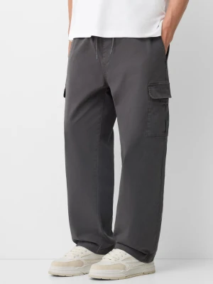 Bershka Spodnie Jogger Cargo Mężczyzna Ciemnoszary