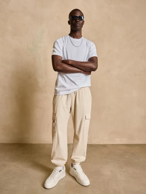 Bershka Spodnie Jogger Cargo Mężczyzna Piaskowy