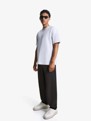 Bershka Spodnie Jogger O Kroju Straight Tailoring Mężczyzna Czarny