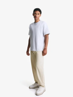 Bershka Spodnie Jogger O Kroju Straight Tailoring Mężczyzna Kremowy