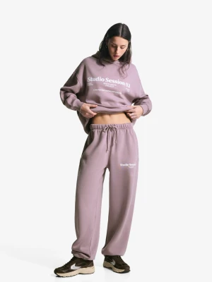 Bershka Spodnie Jogger Z Nadrukiem Kobieta Fioletowy