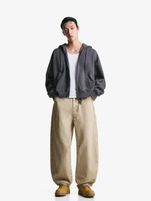 Bershka Spodnie O Kroju Barrel Mężczyzna Kremowy