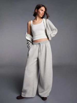Bershka Spodnie O Kroju Barrel Z Modalu Kobieta Szary