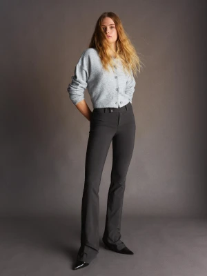 Bershka Spodnie O Kroju Flare Z Bengalinu Kobieta Szary