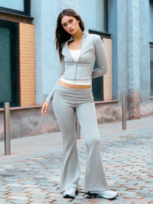 Bershka Spodnie O Kroju Flare Z Modalu Kobieta Szary