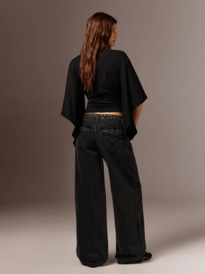 Bershka Spodnie O Kroju Straight Z Ćwiekami I Zapiętkiem Kobieta Szary