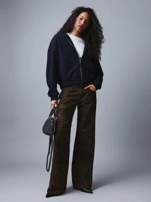 Bershka Spodnie O Kroju Straight Z Diagonalu Kobieta Brązowy