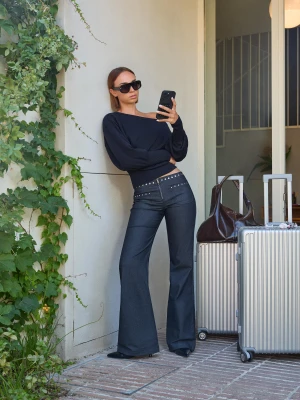 Bershka Spodnie Stretch Z Ćwiekami W Pasie Kobieta Ciemnoszary