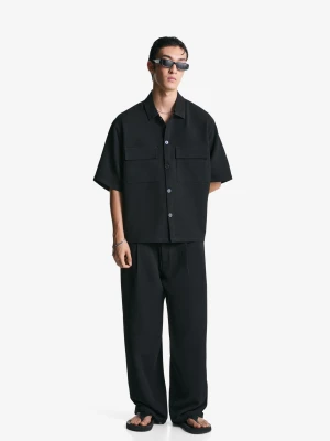 Bershka Spodnie Superbaggy Tailoring Mężczyzna Czarny