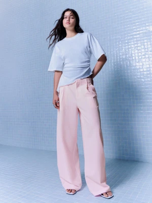 Bershka Spodnie Szerokie Z Dwuwarstwowej Tkaniny Kobieta Różowy