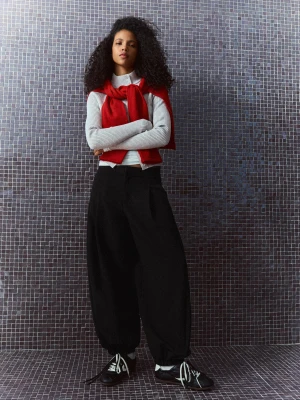 Bershka Spodnie Typu Bloomer W Kratę Kobieta Czarny