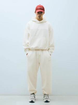 Bershka Spodnie Typu Jogger Mężczyzna Biały