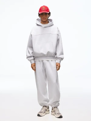 Bershka Spodnie Typu Jogger Mężczyzna Szary