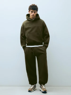Bershka Spodnie Typu Jogger Mężczyzna Zielony