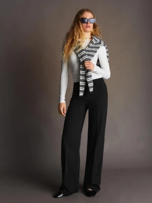 Bershka Spodnie Wide Leg Kobieta Czarny