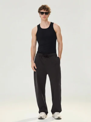 Bershka Spodnie Wide Leg Z Dzianiny Interlock Mężczyzna Czarny