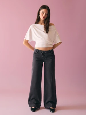 Bershka Spodnie Z Diagonalu Z Haftem Kobieta Szary