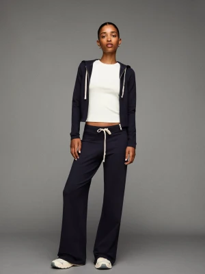 Bershka Spodnie Z Dzianiny Dresowej Kobieta Granatowy