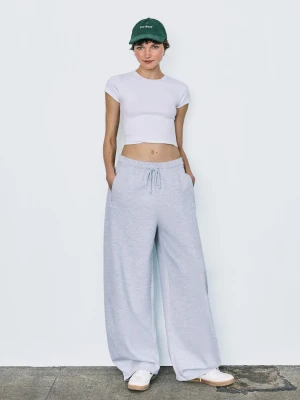 Zdjęcie produktu Bershka Spodnie Z Dzianiny Dresowej Kobieta Szary
