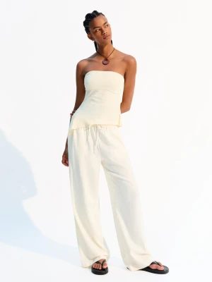 Bershka Spodnie Z Mieszanki Lnu Z Gumką W Pasie Kobieta Żółty