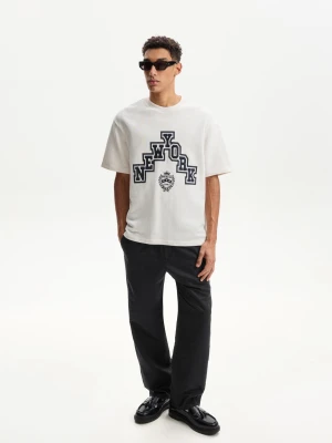 Bershka Spodnie Z Mieszanki Lnu Z Szerokimi Nogawkami W Rustykalnym Stylu Mężczyzna Czarny