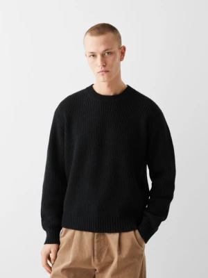 Bershka Strukturalny Sweter Z Wełny Syntetycznej Z Okrągłym Dekoltem Mężczyzna Czarny