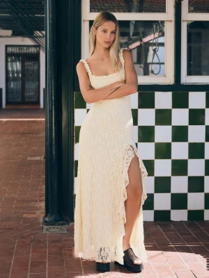 Bershka Sukienka Midi Z Koronki Kobieta Kremowy