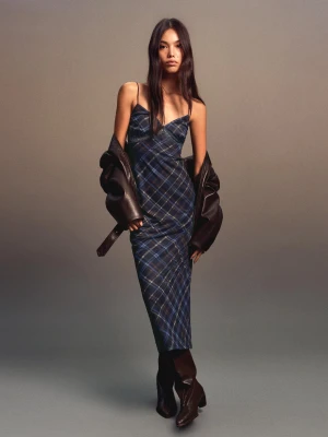 Bershka Sukienka Midi Z Nadrukiem Kobieta Granatowy