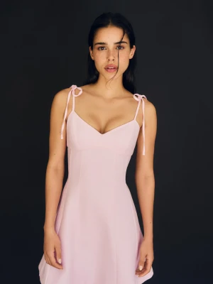 Bershka Sukienka Mini Na Ramiączkach Z Kokardą Kobieta Różowy
