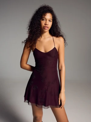 Bershka Sukienka Mini Na Ramiączkach Z Tiulu I Strassu Kobieta Bordowy