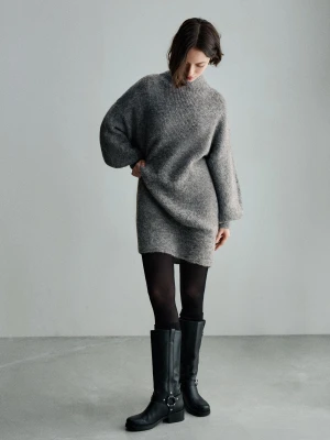 Bershka Sukienka Mini Oversize Z Szerokim Rękawem Kobieta Szary