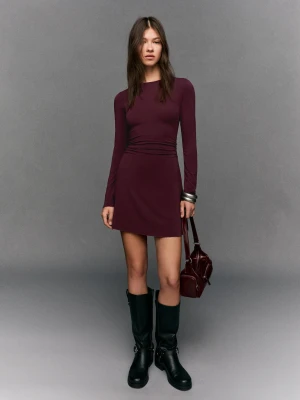 Bershka Sukienka Mini Z Długim Rękawem I Marszczeniami Kobieta Bordowy