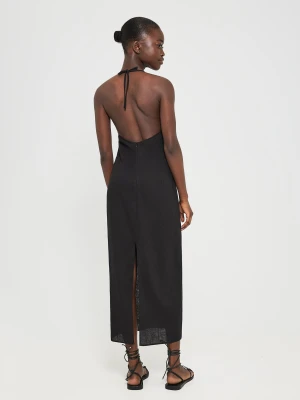 Bershka Sukienka Średniej Długości Z Mieszanki Lnu Z Dekoltem Halter I Wiązaniem Kobieta Czarny
