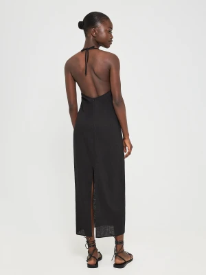 Bershka Sukienka Średniej Długości Z Mieszanki Lnu Z Dekoltem Halter I Wiązaniem Kobieta Czarny