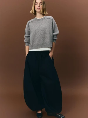 Bershka Sweter Dzianinowy Ze Szwami Kobieta Szary