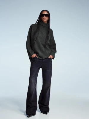 Bershka Sweter Oversize Z Golfem Kobieta Ciemnoszary