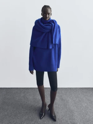 Bershka Sweter Oversize Z Golfem Kobieta Niebieski